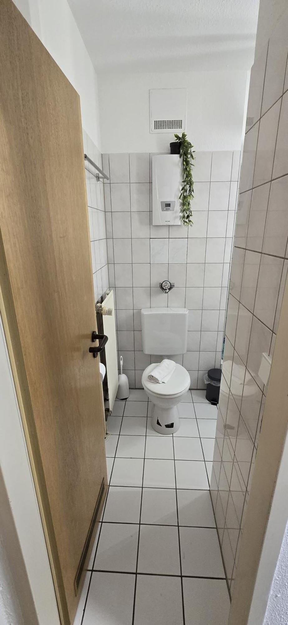 Messe, Monteure, Budget - Einfache Komfortable 2 Personen Duisburg