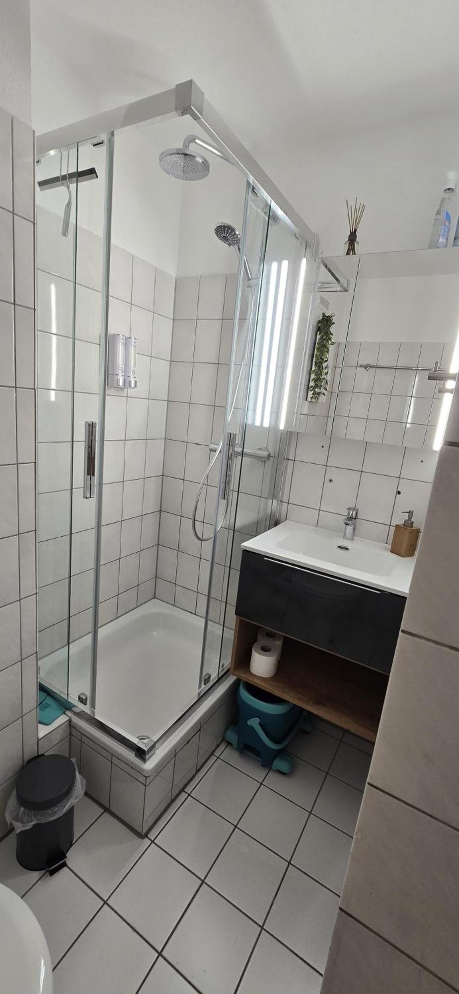 Messe, Monteure, Budget - Einfache Komfortable 2 Personen Appartement