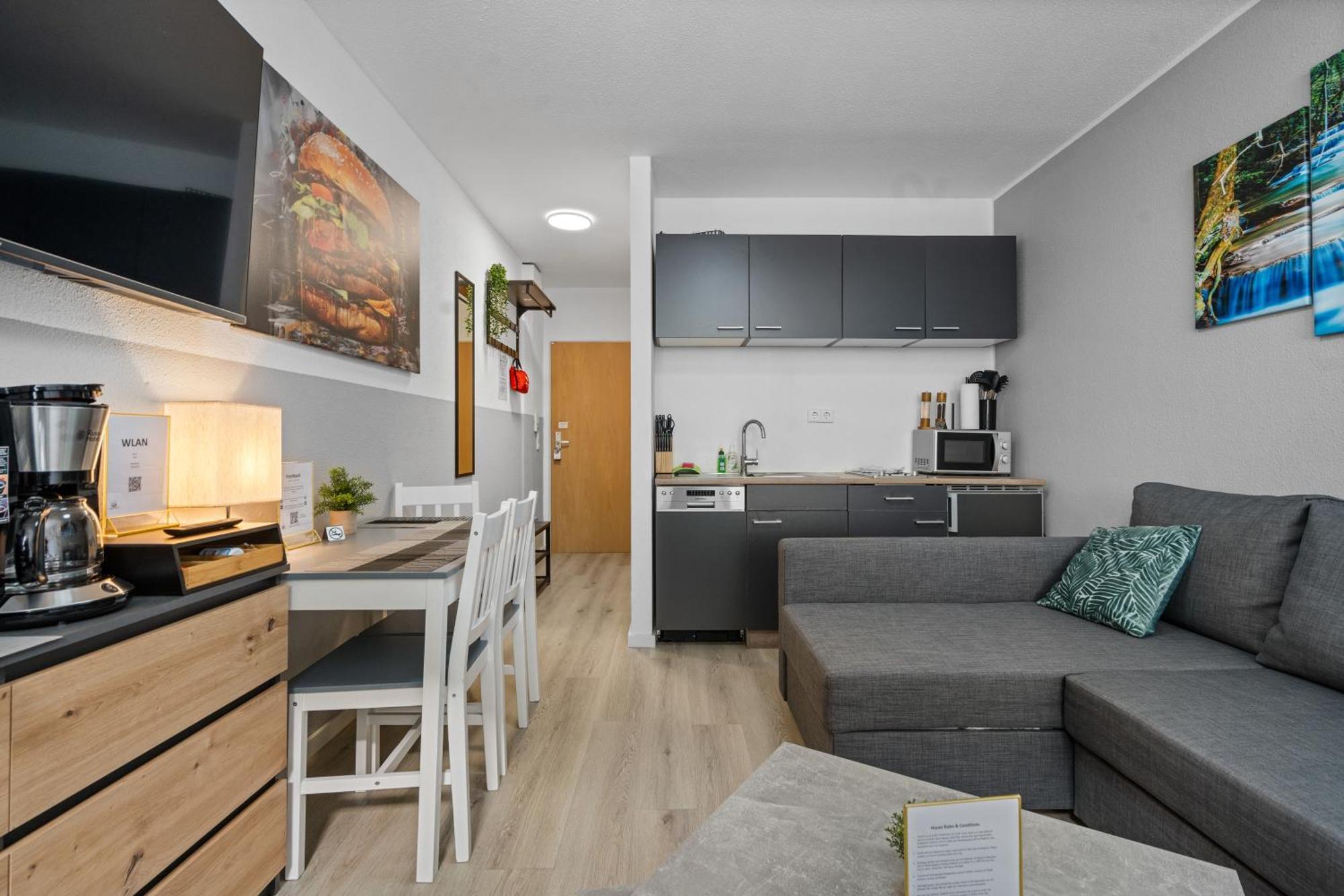 Messe, Monteure, Budget - Einfache Komfortable 2 Personen * Duisburg
